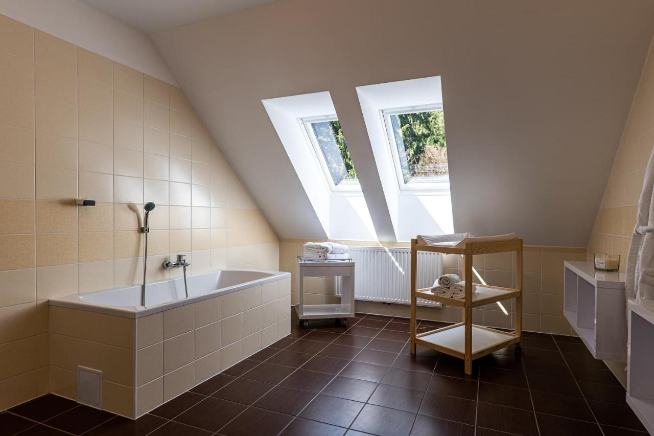 Wellness Hotel Pod Kycmolem Horní Lomná Zewnętrze zdjęcie