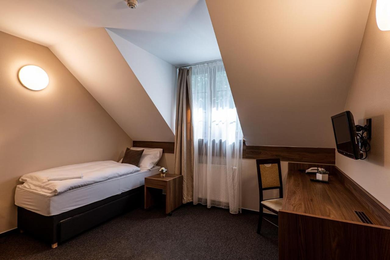 Wellness Hotel Pod Kycmolem Horní Lomná Zewnętrze zdjęcie